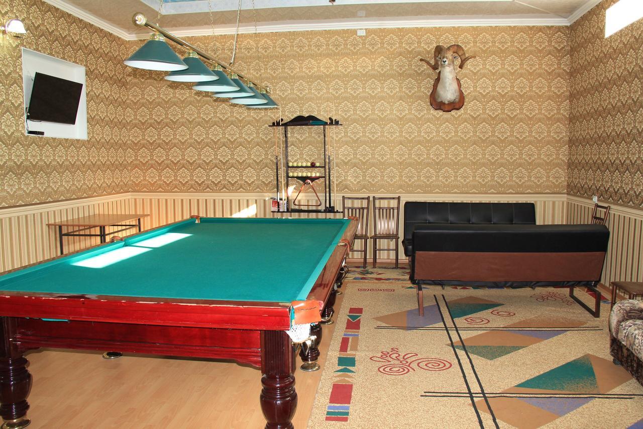 Hotel "Aishadeluxe" ทาราซ ภายนอก รูปภาพ